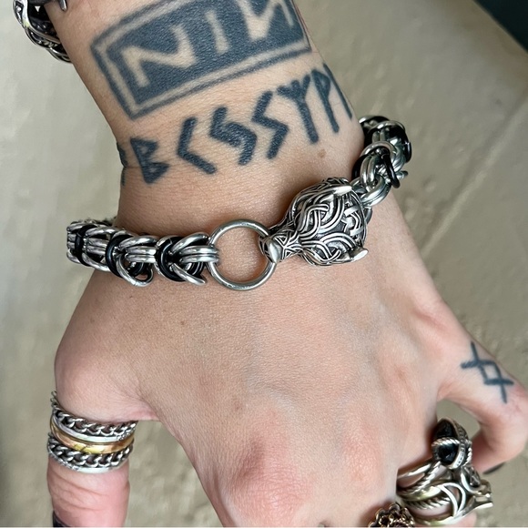 Men or women Handmade maille bracelet wolf head viking celt goth black & silver - Picture 6 of 16